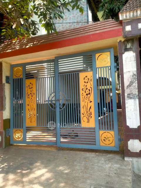 1 BHK Flat In Standalone Building  For Sale  In Ashok Nagar
