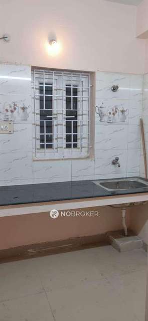 2 BHK Flat In Tnhb For Sale  In Villivakkam