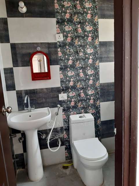 2 BHK Flat In Ansal Royal Heritage For Sale  In Sector 70