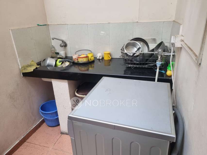 2 BHK Flat In Spring Meadows Co Operative Hosing Society for Rent  In Pimple Nilakh