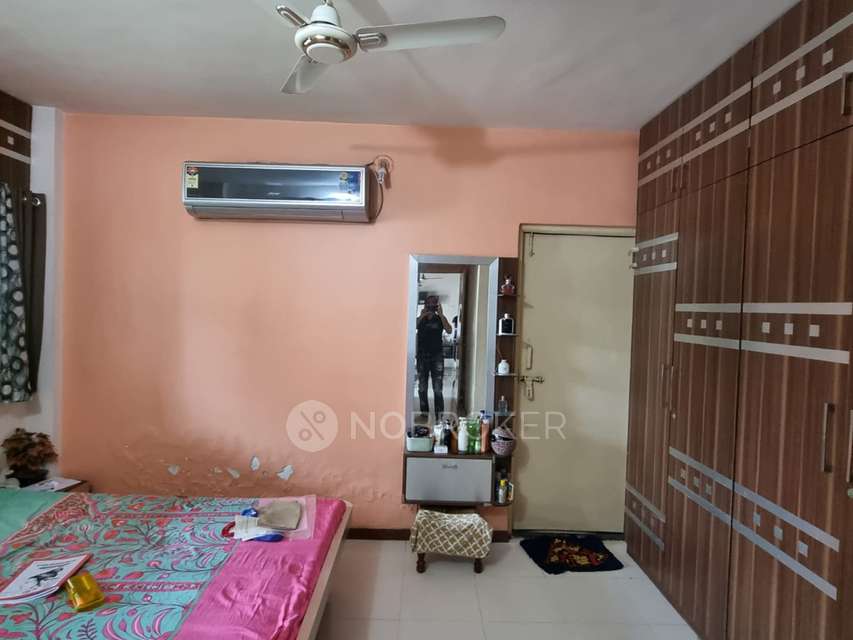 2 BHK Flat In Spring Meadows Co Operative Hosing Society for Rent  In Pimple Nilakh