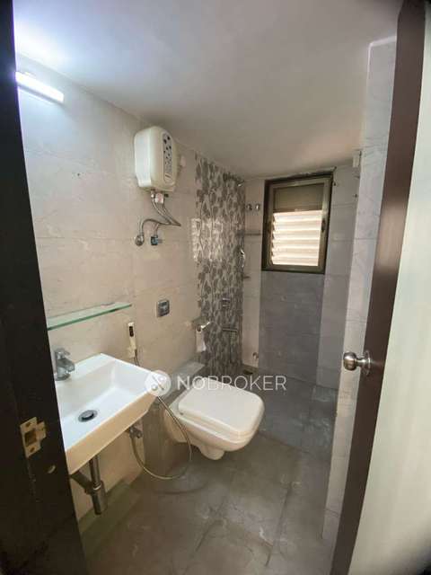 2 BHK Flat In Sun Sumit Enclave For Sale  In Borivali West