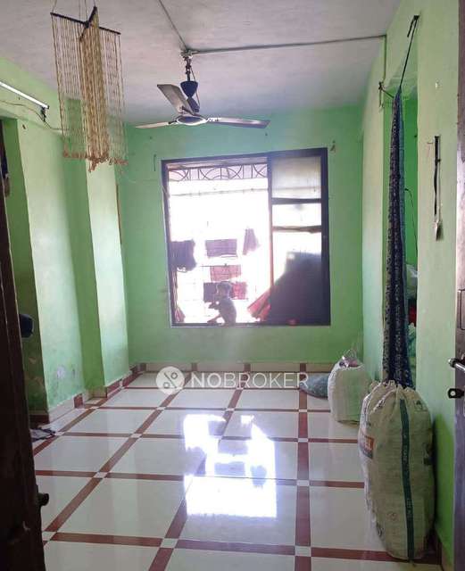 2 BHK Flat In Zubaida  For Sale  In Thane