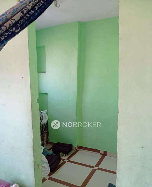 2 BHK Flat In Zubaida  For Sale  In Thane