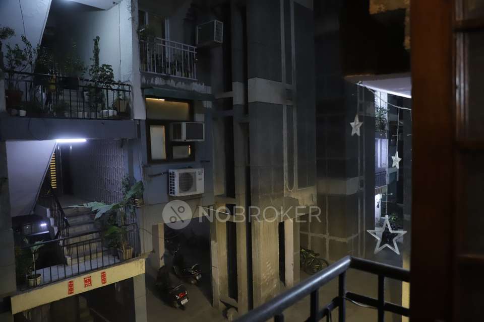 2 BHK Flat In Laxmi Apartment  for Rent  In Laxmi Nagar