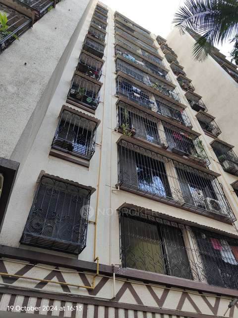 3 BHK Flat In Mangalmurti Co-op. Housing Society For Sale  In Kandivali East