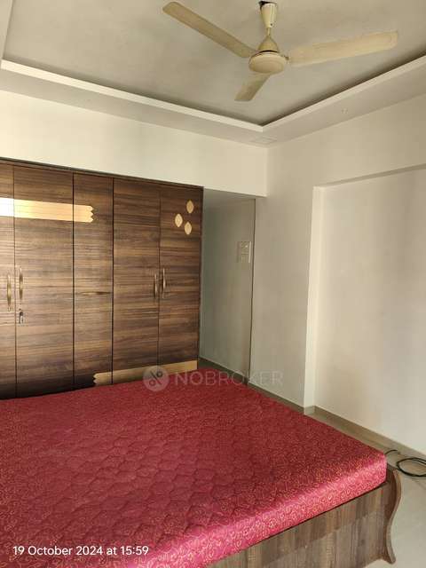 3 BHK Flat In Mangalmurti Co-op. Housing Society For Sale  In Kandivali East