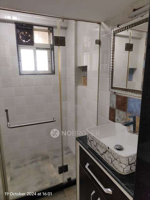 3 BHK Flat In Mangalmurti Co-op. Housing Society For Sale  In Kandivali East