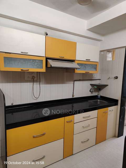 3 BHK Flat In Mangalmurti Co-op. Housing Society For Sale  In Kandivali East
