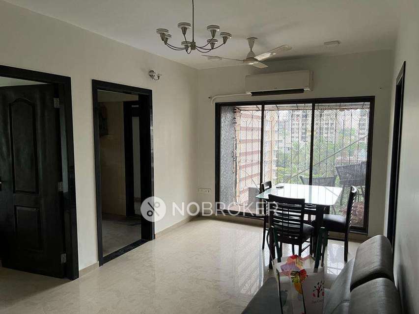 3 BHK Flat In Mangalmurti Co-op. Housing Society For Sale  In Kandivali East
