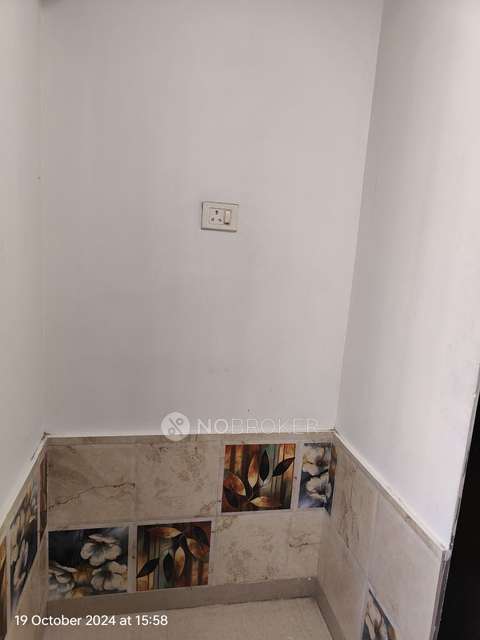 3 BHK Flat In Mangalmurti Co-op. Housing Society For Sale  In Kandivali East