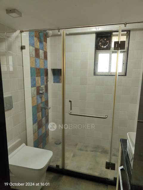 3 BHK Flat In Mangalmurti Co-op. Housing Society For Sale  In Kandivali East