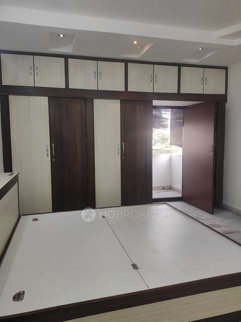 3 BHK Flat In Standalone Building  for Rent  In Begumpet