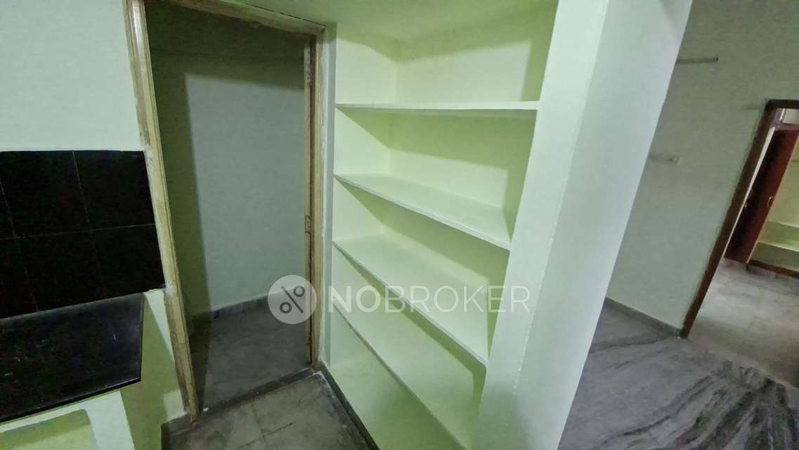 2 BHK Flat In Sri Sai Nilayam for Rent  In Madhapur