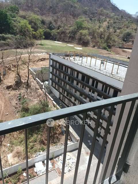 2 BHK Flat In Godrej Golf Meadows For Sale  In Panvel