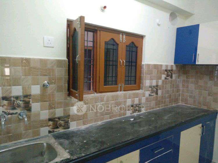 2 BHK Flat In Sai Ram Towers Manikonda For Sale  In Manikonda