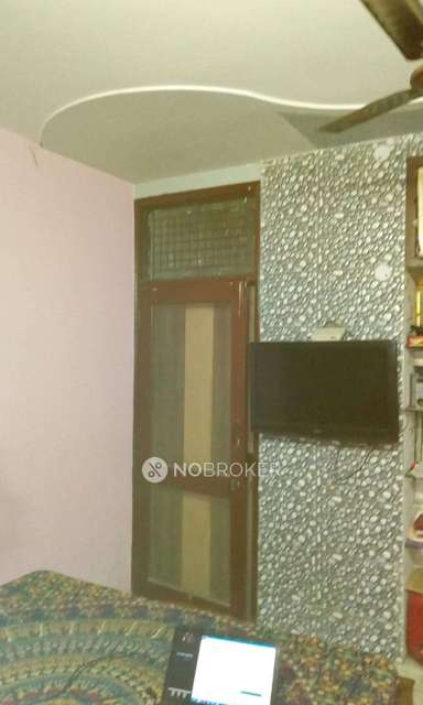 2 BHK Flat For Sale  In Hari Nagar 