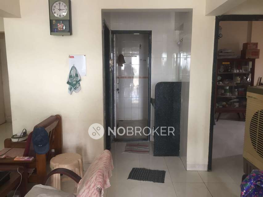 Shared Room for Female In 2 BHK  In Dhanalaxmi Residency  In Kothrud