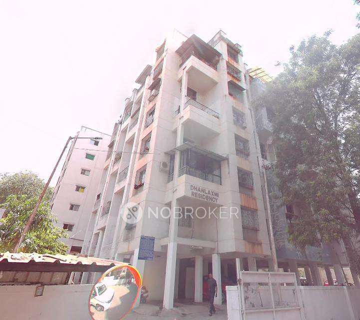 Shared Room for Female In 2 BHK  In Dhanalaxmi Residency  In Kothrud