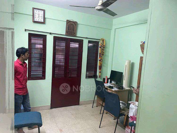 Manu Apartment Chamrajpet Rent WITHOUT BROKERAGE Semifurnished 3 BHK