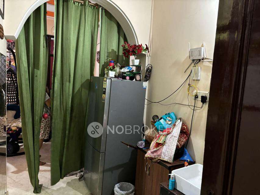 2 BHK Flat In Apartment  For Sale  In Kalkaji