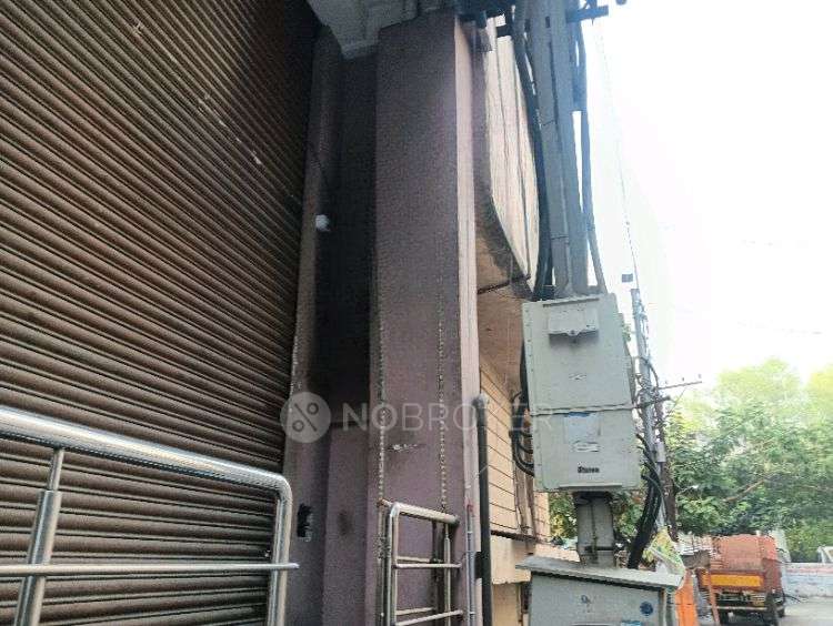Shop in Ramgopalpet, Hyderabad for Rent 