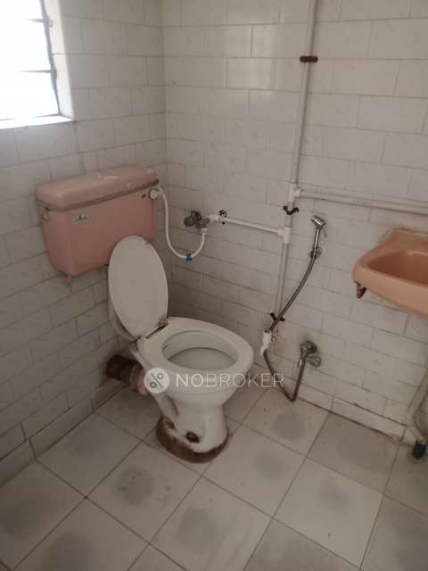 2 BHK Flat In Bhosale Paradise for Rent  In Range Hills