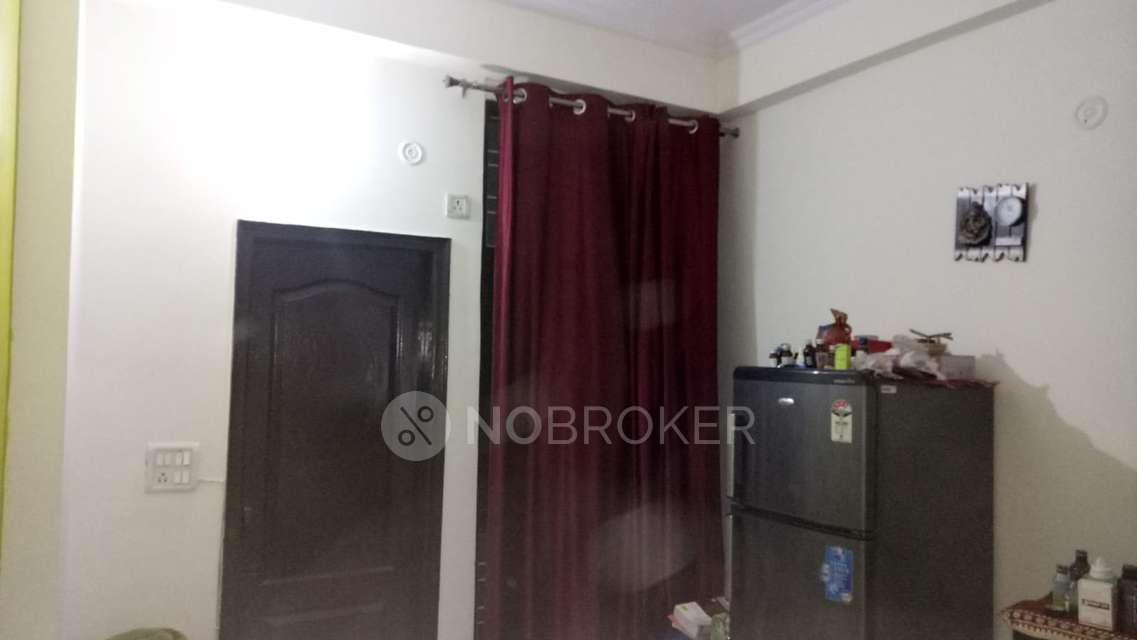 2 BHK Flat In Niti Khand 2, Indirapuram for Rent  In Indirapuram