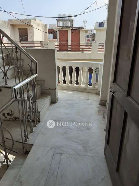 1 BHK Flat For Sale  In Sector 7