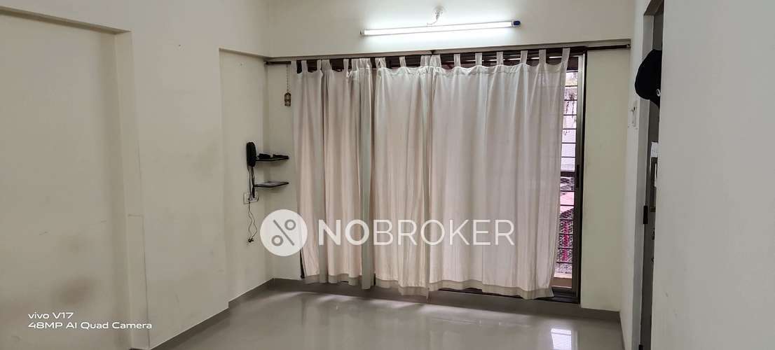 1 BHK Flat In Sadguru Housing Cs For Sale  In Kandivali West