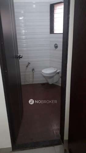 1 BHK Flat In Sadguru Housing Cs For Sale  In Kandivali West