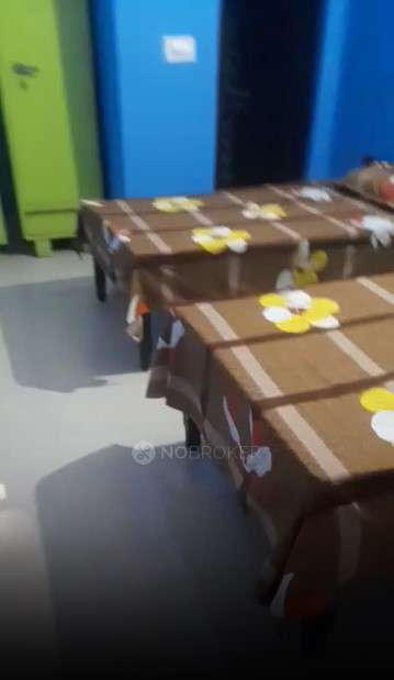 PG for Boys in Sector 38