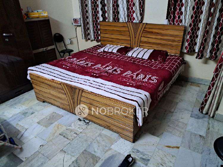 2 BHK Flat In Apartment  For Sale  In Patel Nagar