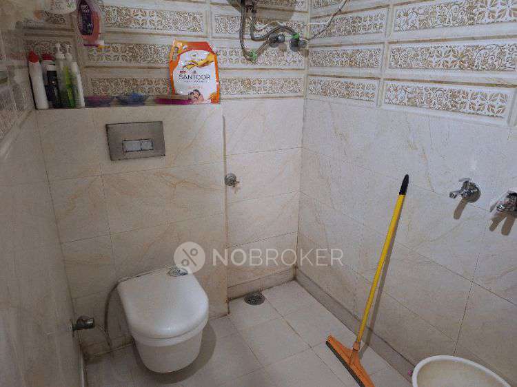 2 BHK Flat In Apartment  For Sale  In Patel Nagar