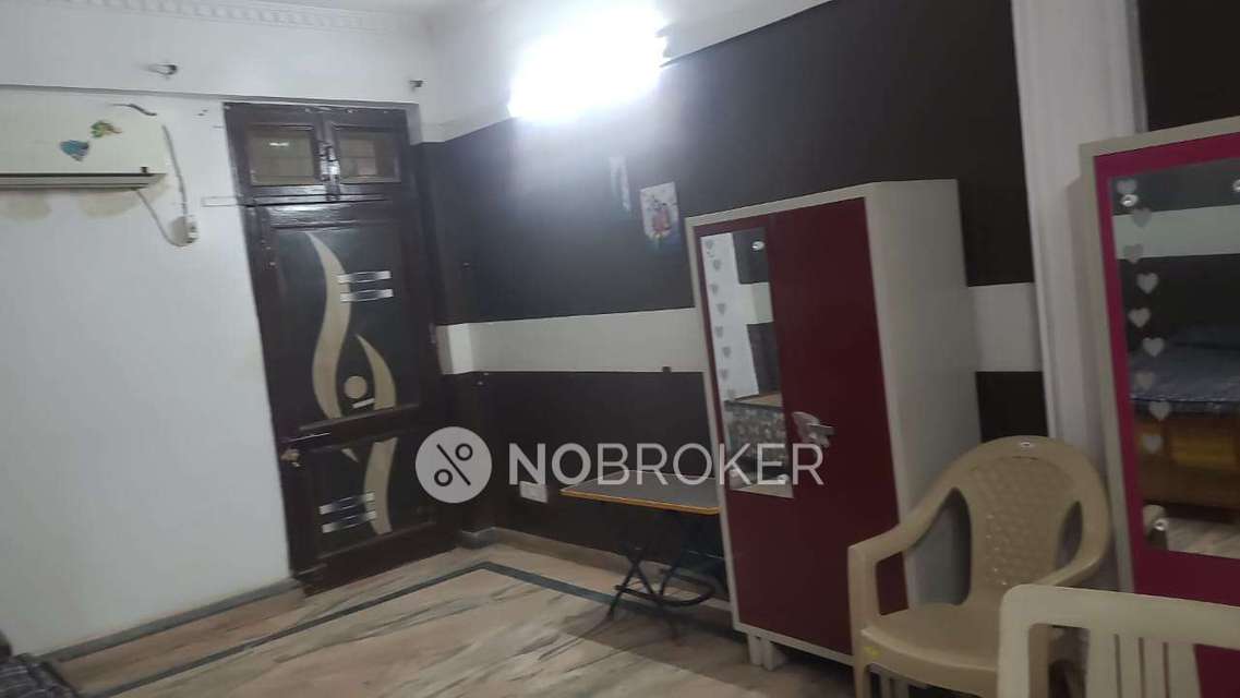 PG for Boys in Sheikh Sarai