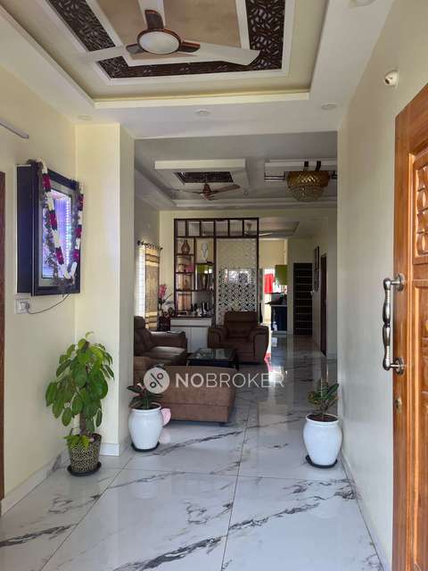 4+ BHK Flat For Sale  In Kalkere, Kalkere