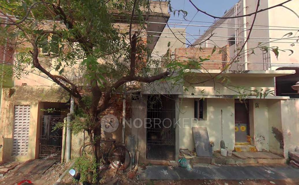 1 BHK Flat In Standalone Building  for Rent  In Padi