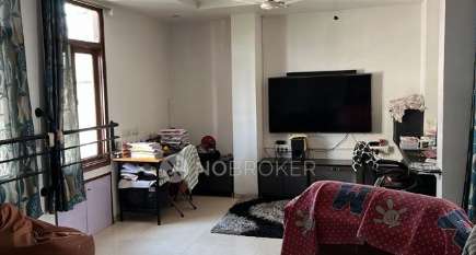 4+ BHK Flat For Sale  In Kachiguda