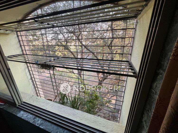 1 BHK Flat In Mahalaxmi Tower For Sale  In  Mulund West