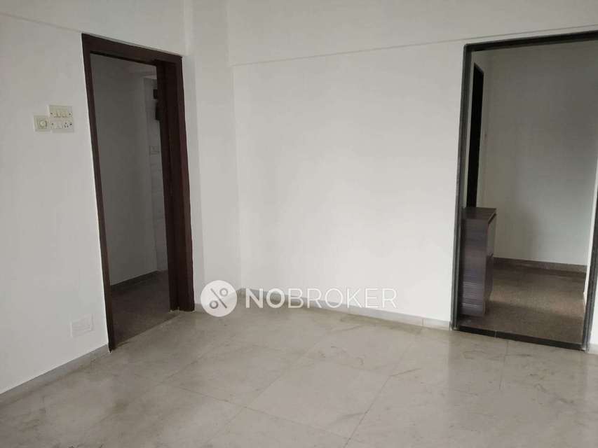 1 BHK Flat In Velentine Apartments For Sale  In Malad East