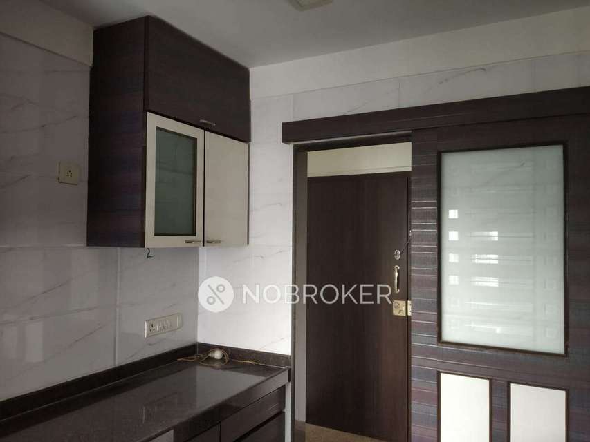 1 BHK Flat In Velentine Apartments For Sale  In Malad East