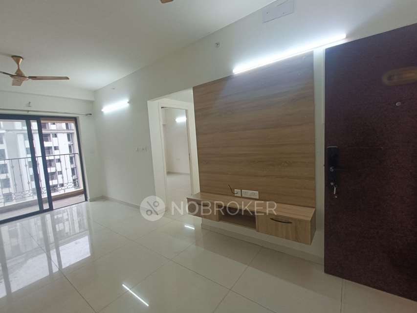 4 BHK Flat In Casagrand First City For Sale  In Sholinganallur