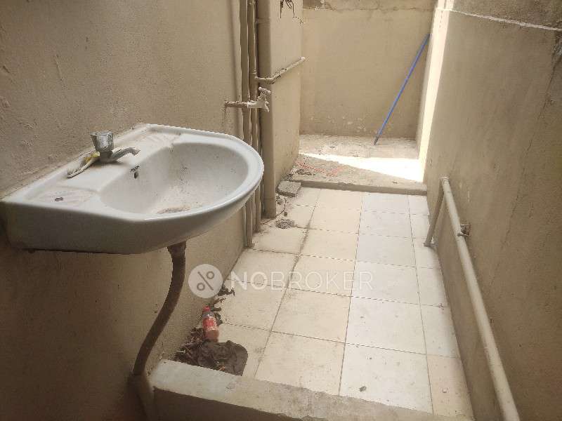 2 BHK Flat In Standalone Building  For Sale  In Saidabad