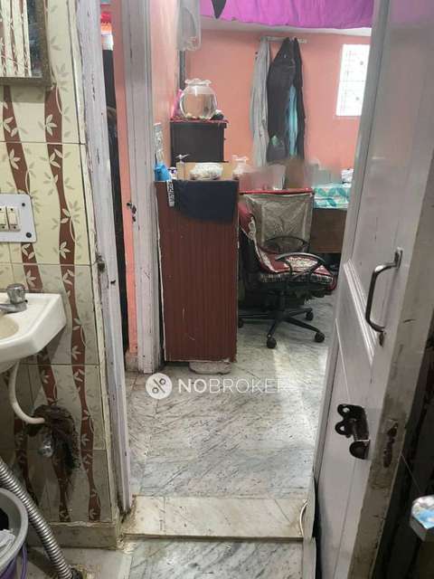 1 BHK Flat In Standalone Alone Buiding For Sale  In West Patel Nagar