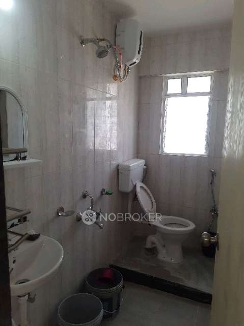 1 BHK Flat In Geras Shrishti for Rent  In Shrishti Gera