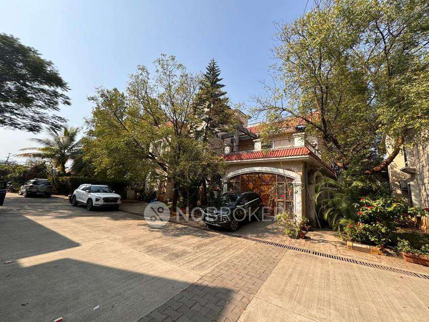 4+ BHK House For Sale  In Undri