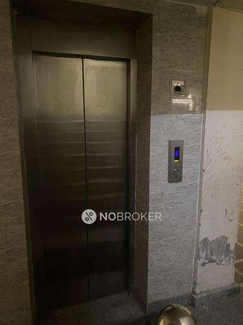 3 BHK Flat In Standalone Building  For Sale  In Karol Bagh