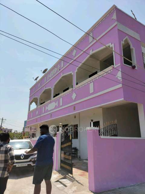 4+ BHK House For Sale  In Sholavaram