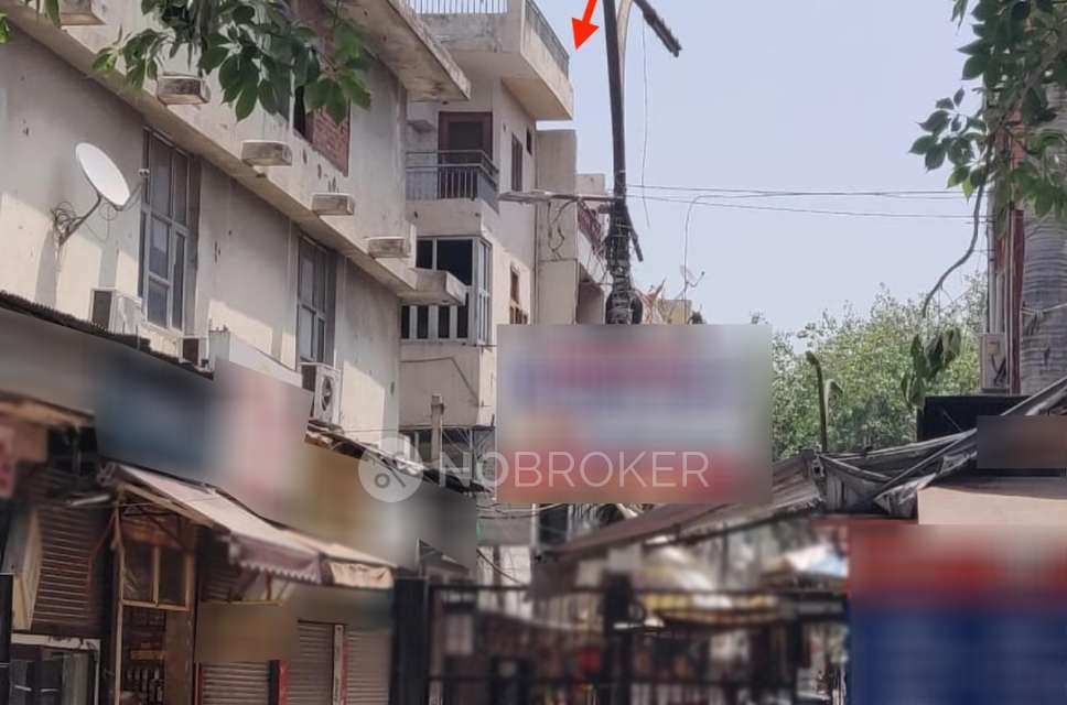 Office Space in Shalimar Bagh, Delhi for sale 