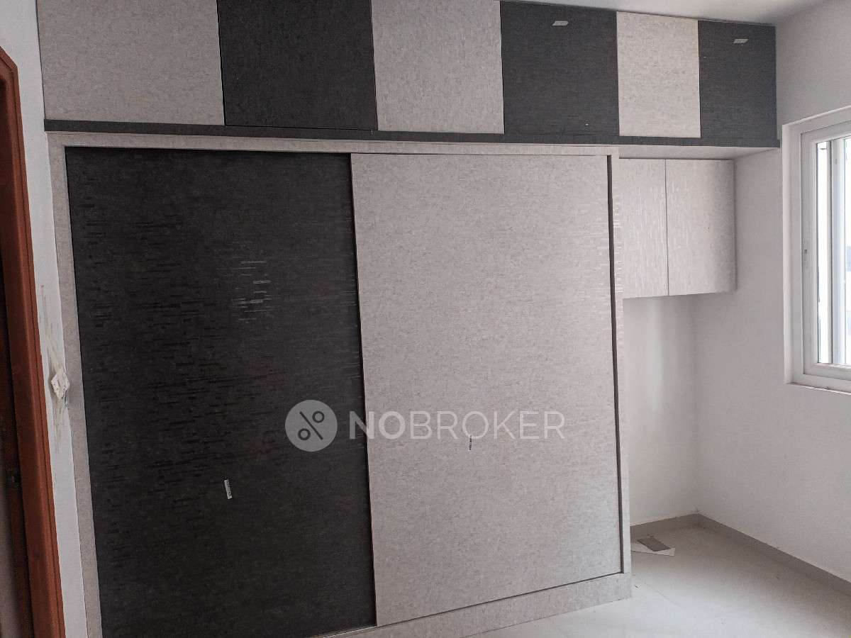 Indis One City Kukatpally Rent WITHOUT BROKERAGE Semifurnished 2 BHK